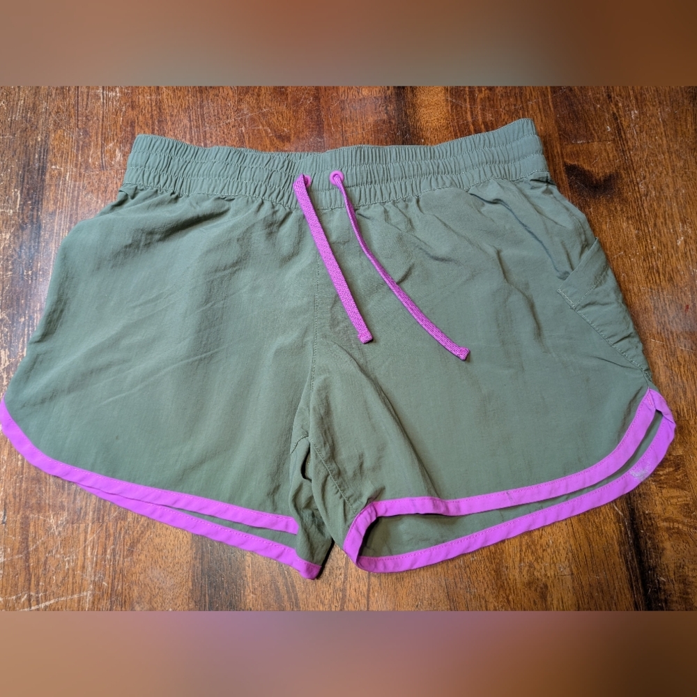 Columbia Women's Running Shorts Green & Pink Size Small Athletic Shorts Used